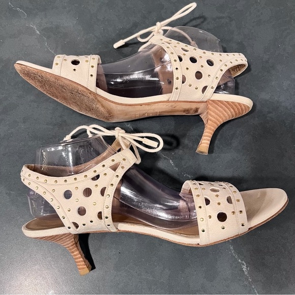 Stuart Weizmann sz 11N Circular strappy studded kitten heels in cream leather - Picture 7 of 15